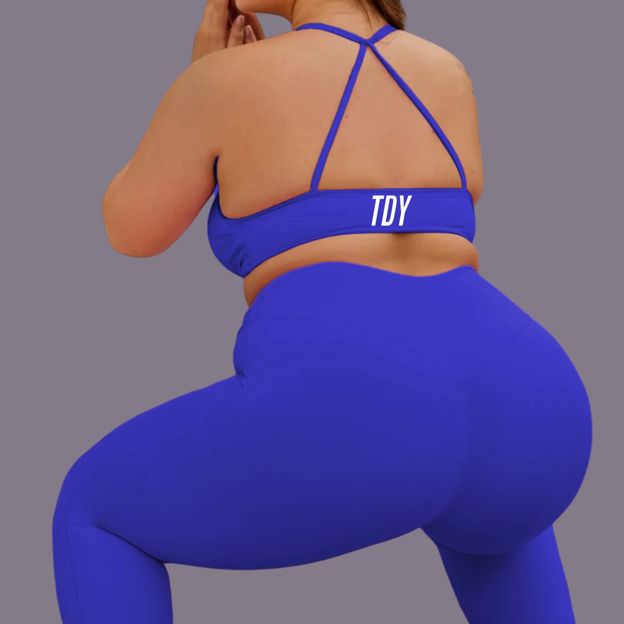 Dazzle Activewear Twist Crop Top