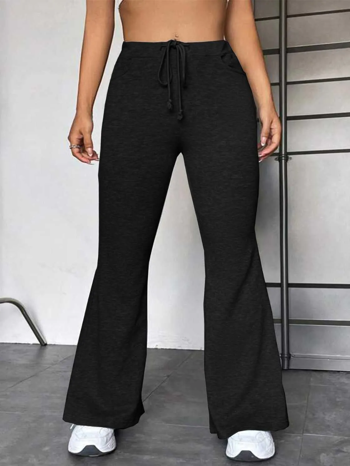 Dynamic Drawstring Flare Leg Sweatpants