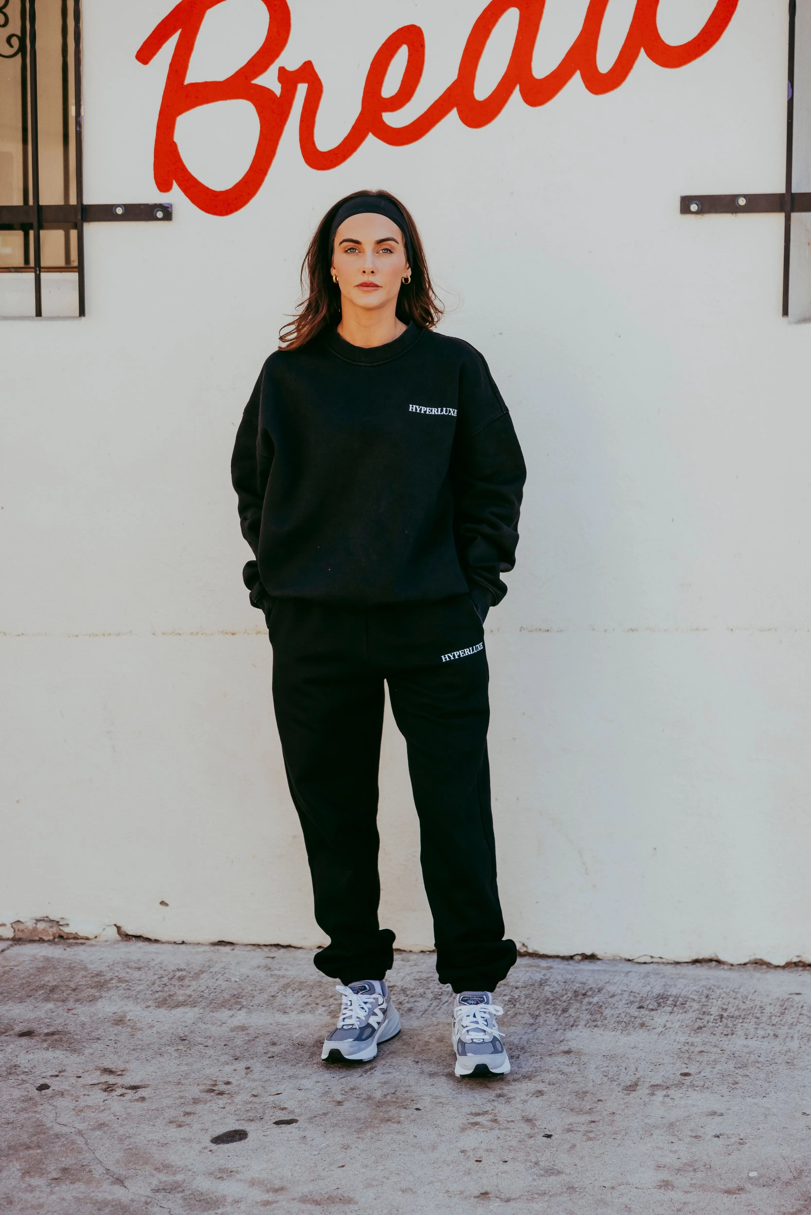 HyperLuxe Logo Sweatpants- Black