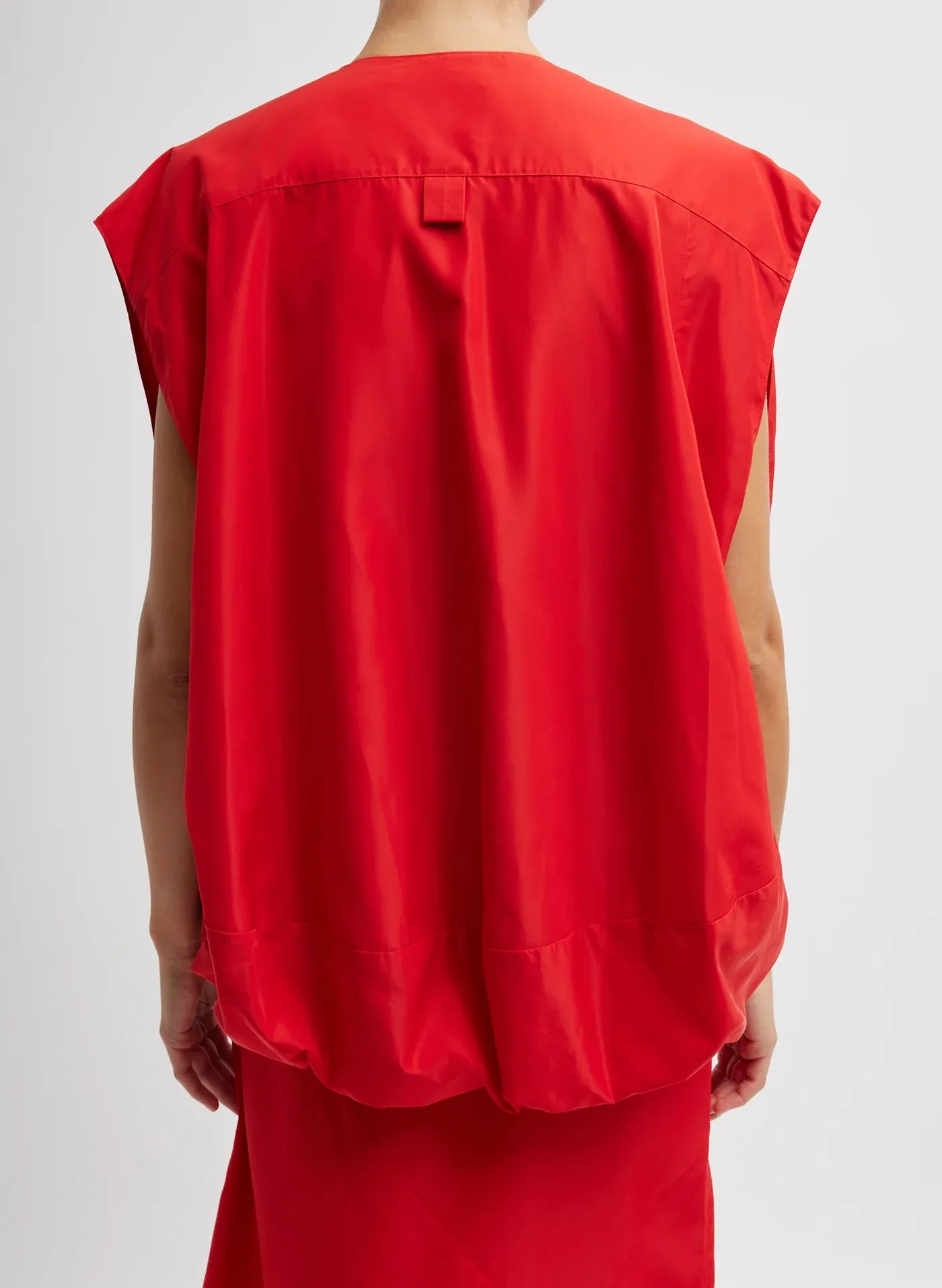 Italian Sporty Nylon Sleevless Vest in Lava