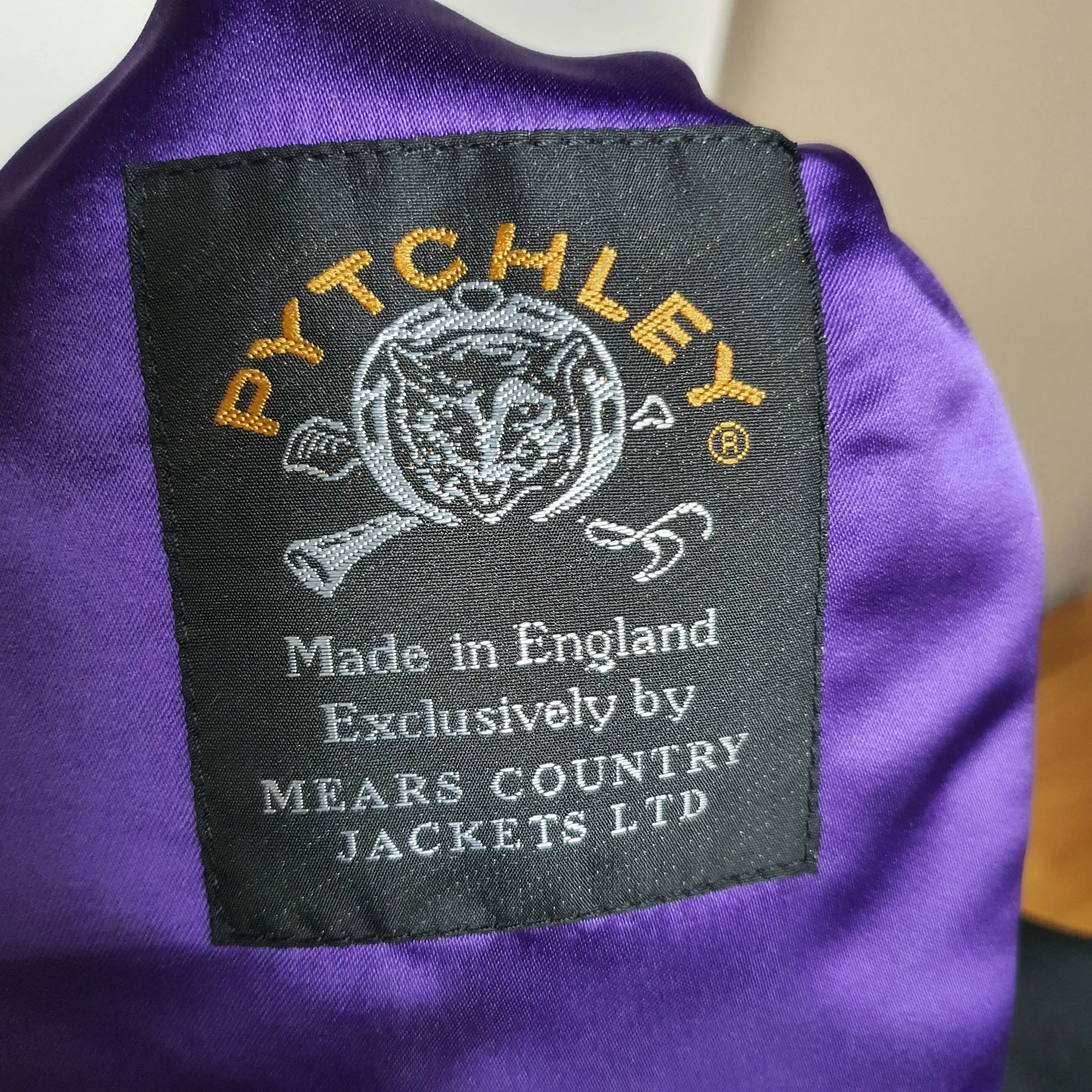 Mears Pytchley black cutaway show jacket ladies size 10