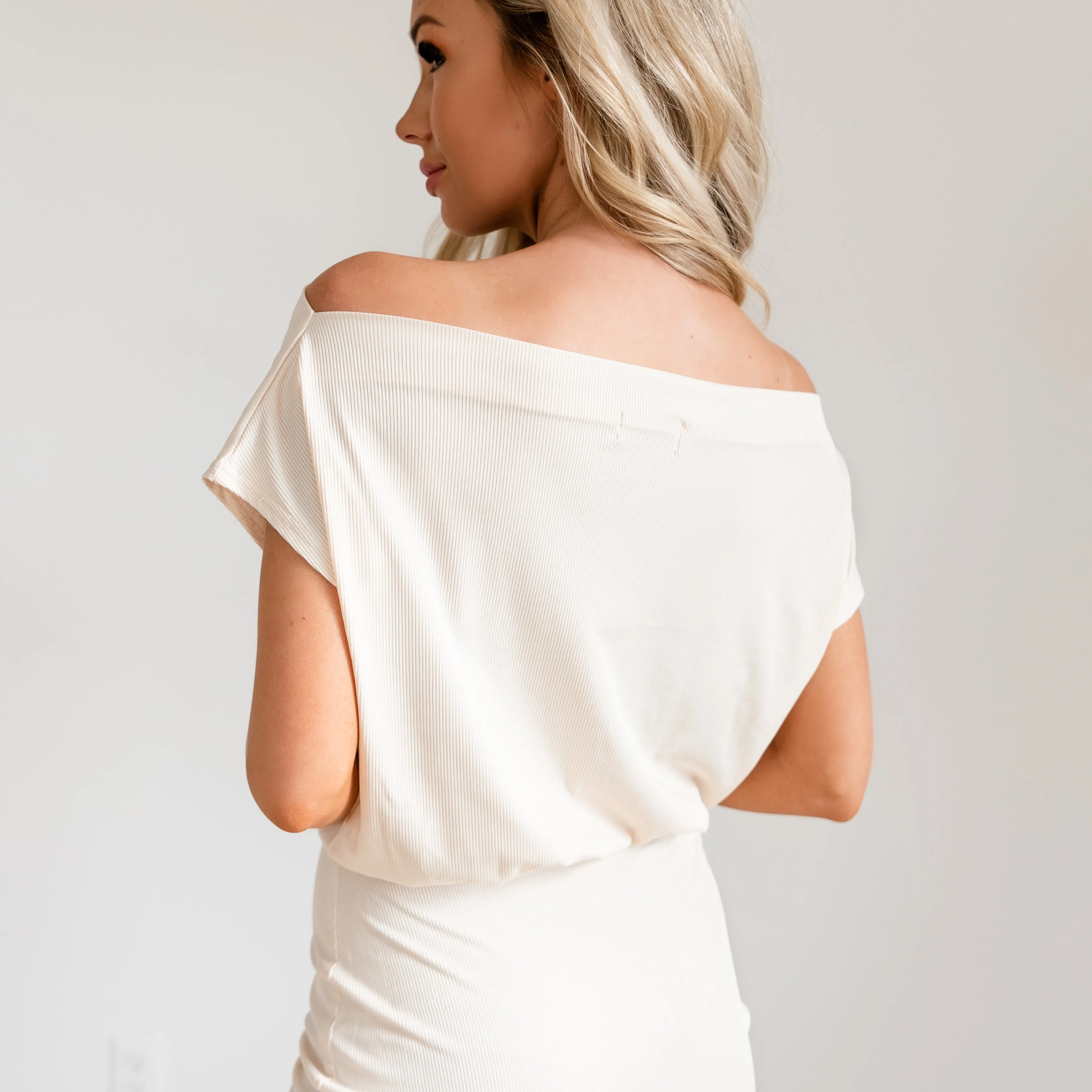 Off the Shoulder Midi Dress