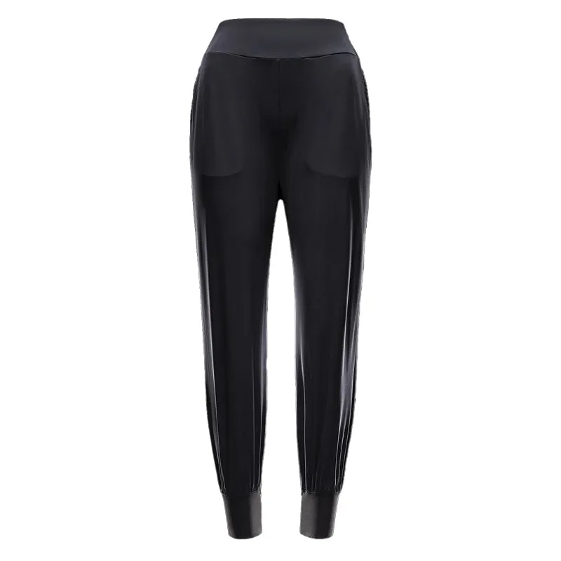 Women's Nike Dri-Fit Bliss 7/8 Joggers
