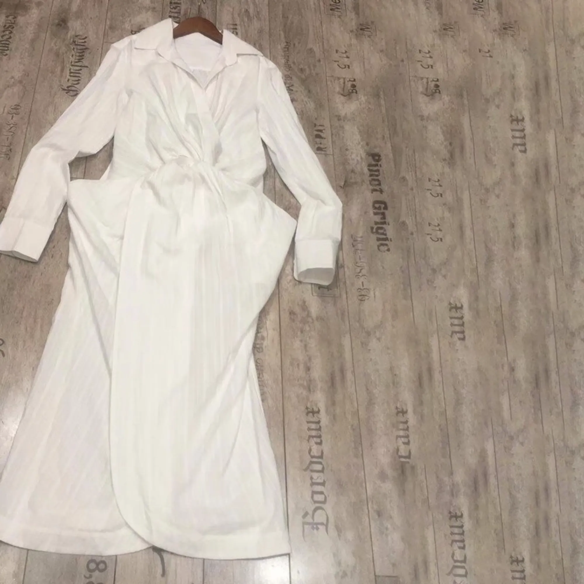 Women's Summer V-Neck Long-Sleeved High-Waist Dress